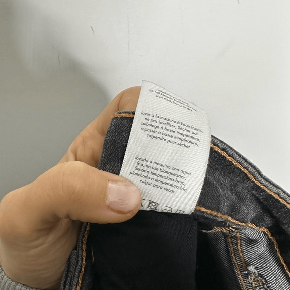 WEWOREWHAT High Rise Kick Flare Jean Bah Bah Grey Cotton stretch womens size 26 - Picture 8 of 8